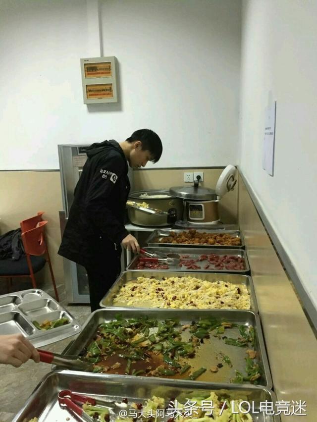 必一运动官网_最是情怀许家国(图3) bsports必一体育