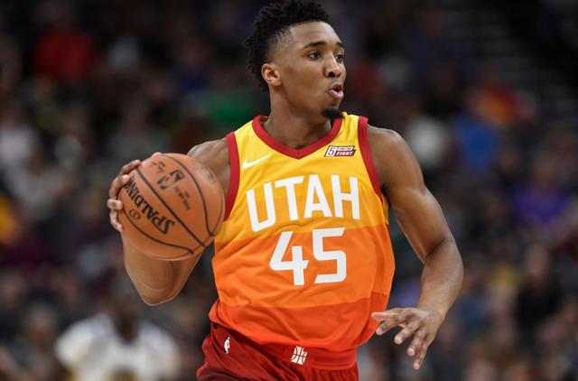 【必一运动bsport体育】“三星伴月”美丽天象19日黎明闪亮登场(图1) 必一运动官网