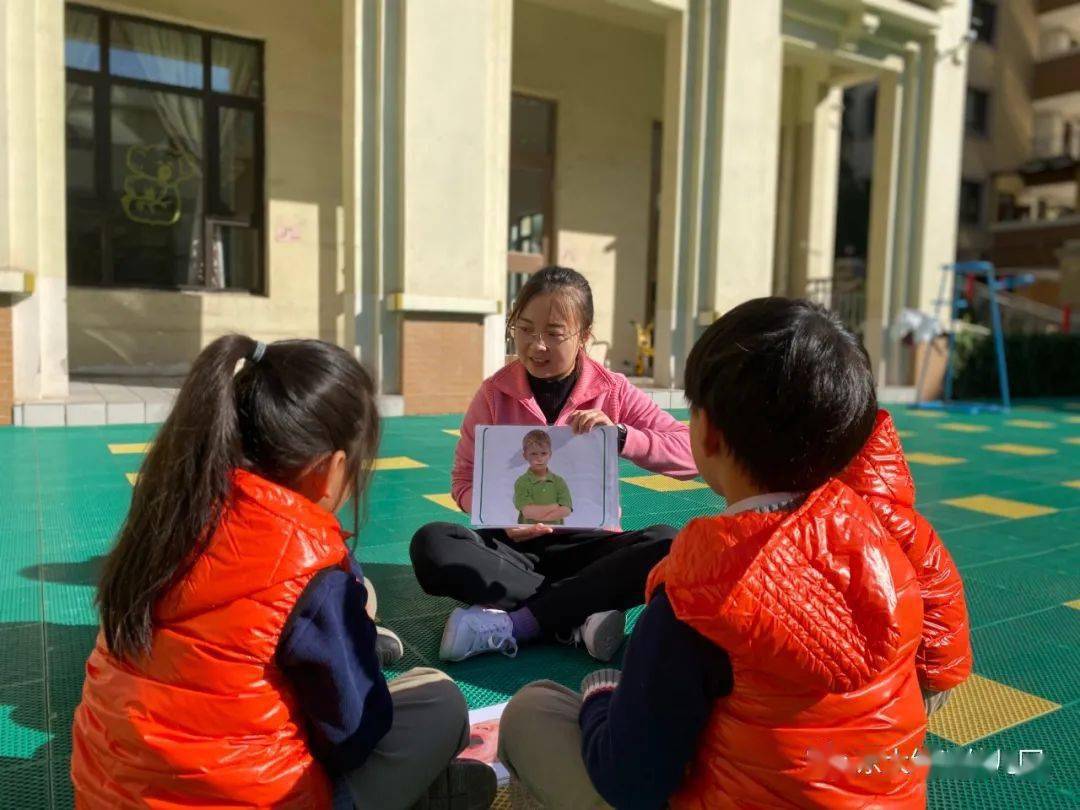 好习惯 大本事——沃德兰东大绿洲园英语秀_必一运动(图14)
好习惯 大本事——沃德兰东大绿洲园英语秀_必一运动(图14)