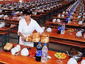 天乩之白蛇传说小青是谁演的 李曼个人资料及演过的电视剧_必一运动官网(图1) 必一运动官网