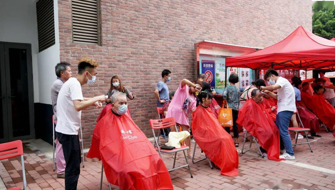 必一运动|
街坊服务更利便！张槎玉带社区党群服务中心揭牌建立！(图11)