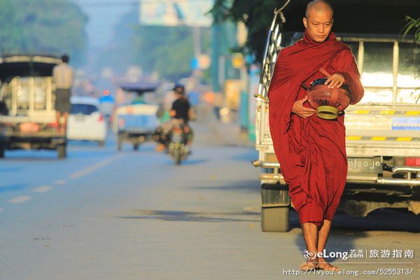 警民携手创建无疫情社区村湾“bsports必一体育”(图1) 必一运动官网